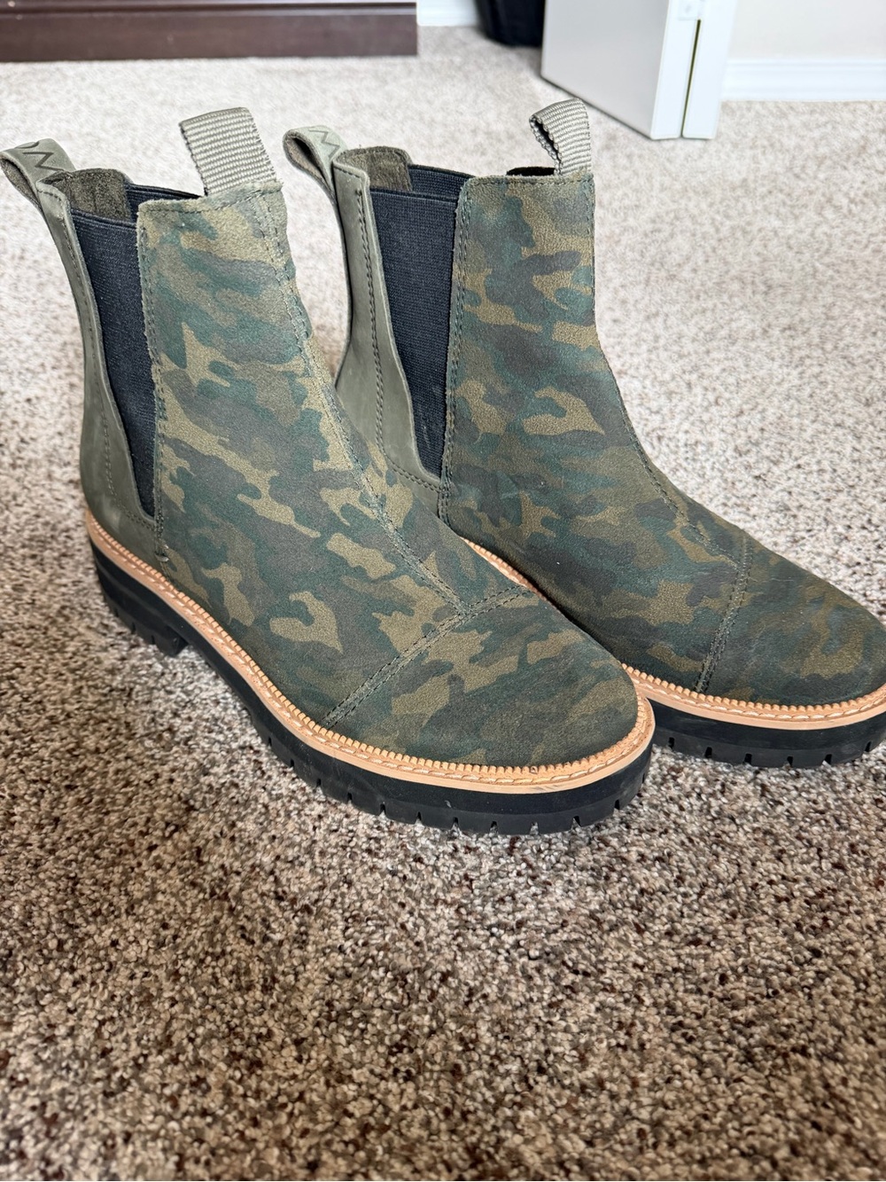 Women's TOMS Camo Chelsea Boot - Olive Camo